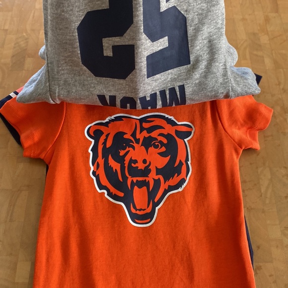 6/9 month bears onesies - Picture 2 of 4